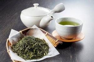 Sencha – funny face / Shutterstock