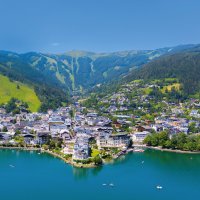 Zellské jezero – mislaw / Shutterstock