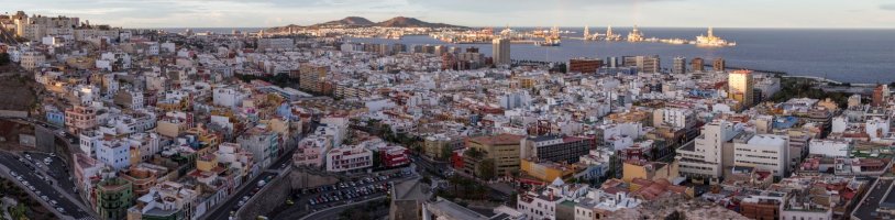 Panorama města Las Palmas de Gran Canaria – Alberto J. Vera Montilla / Shutterstock