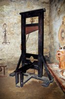 Gilotina – andrey_I / Shutterstock