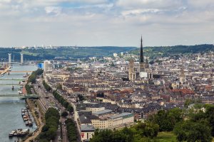 Rouen – S-F / Shutterstock