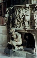 Adam Krafft – svatostánek se autoportrétem, kostel sv. Vavřince v Norimberku (1493–1496), foto 1988 – Profimedia.CZ