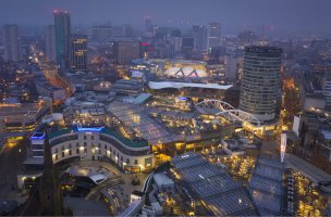 Birmingham, Velká Británie – UAV 4 / Shutterstock