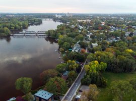 Laval – Mircea Costina / Shutterstock