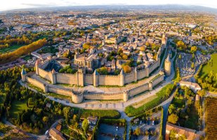 Carcassonne – Alexey Fedorenko / Shutterstock