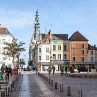 Sens – Jacky D / Shutterstock