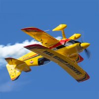 Let na zádech v podání Paula Benneta na stroji Wolf Pitts Pro (28.2.2015) – Ryan Fletcher / Shutterstock