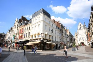 Saint Quentin – Traveller70  / Shutterstock