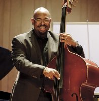Christian McBride Trio na Barcelona Jazz Festivalu, Auditori, Barcelona (16.11.2013) – catwalker / Shutterstock