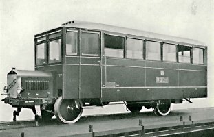 Motorový vůz M120.001 – volné dílo