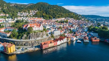 Bergen (Norsko) – Marius Dobilas / Shutterstock