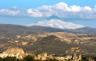 Erciyas dagi – Thomas Wyness / Shutterstock