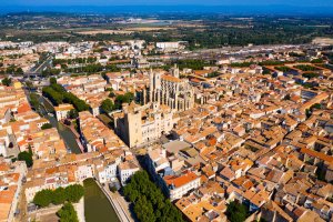 Narbonne – BearFotos / Shutterstock