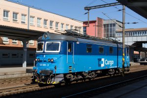 Elektrická lokomotiva 122.029, Ostrava (14.4.2018) – M-SUR / Shutterstock