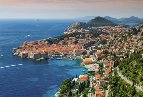 Dubrovník – Gaspar Janos / Shutterstock
