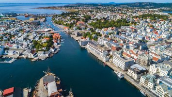 Haugesund – Marius Dobilas / Shutterstock