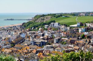 Hastings – Ron Ellis / Shutterstock