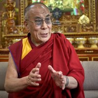 Tändzin Gjamccho, dalajláma čtrnáctý, Dharamsala, Indie (červenec 2009) – Salvacampillo / Shutterstock