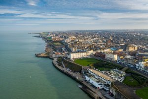 Margate – Oszibusz / Shutterstock