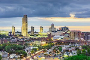 Albany, New York – Sean Pavone / Shutterstock