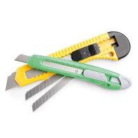 Ulamovací nůž – Pixel-Shot / Shutterstock