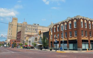 Flint, Michigan – Susan Montgomery / Shutterstock