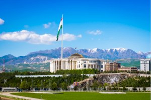 Dušanbe – Ronan Shenhav / Shutterstock