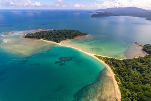 Rossův ostrov u ostrova Smith – Venturing wild / Shutterstock