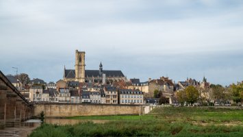 Nevers – Thomas Martin--Creuzot / Shutterstock