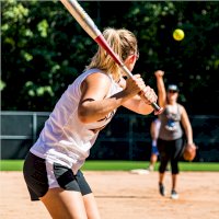 Softball – Erik Newby / Shutterstock