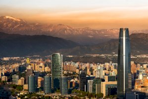 Santiago de Chile – tifonimages / Depositphotos