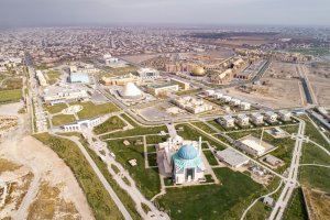 Turkestán – sky-lord / Shutterstock