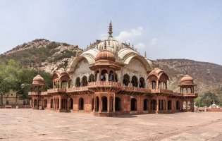 Alvar – Romtea / Shutterstock