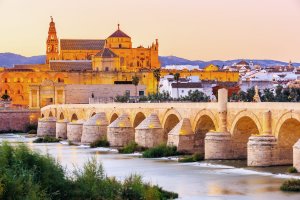 Córdoba – emperorcosar / Shutterstock
