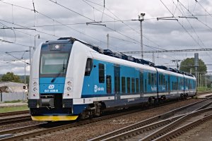 Elektrická jednotka 640/641 RegioPanter, Rájec-Jestřebí (6.9.2015) – © Milan Palička