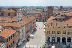 Ferrara – claudio zaccherini / Shutterstock