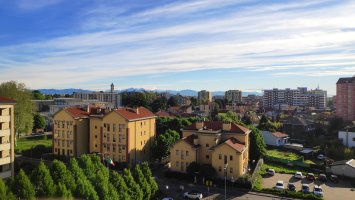 Rho – NigiVlogs / Shutterstock