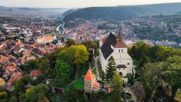 Sighişoara – FrimuFilms / Shutterstock