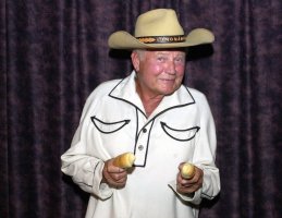 Karel Fiala – Hadač / CNC / Profimedia