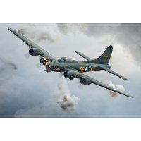 Boeing B-17 Flying Fortress – FlyingRabbit / Shutterstock