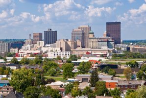 Dayton – Ami Parikh / Shutterstock