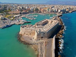 Heraklion – brittany nathoo / Shutterstock