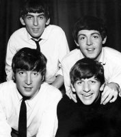 The Beatles: John Lennon, George Harrison, Ringo Starr, Paul McCartney (1960) – Profimedia.CZ