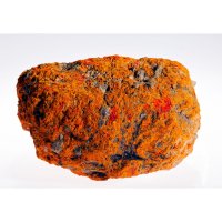 Auripigment – Branko Jovanovic / Shutterstock