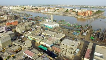 Saint-Louis (Senegal) – Larwin / Shutterstock