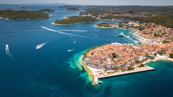 Korčula – Maciej Godlewski / Shutterstock