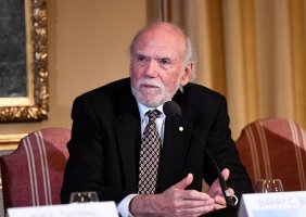 Barry Clark Barish, Stockholm (7.12.2017) – Profimedia.CZ