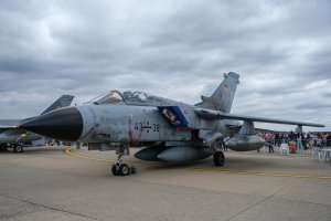 Bojový letoun Panavia Tornado ECR na Bucharest International Air Show, 4. září 2022 – Wirestock Creators / Shutterstock