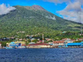 Sopka Gamalama na ostrově Ternate – Arum Moro19 / Shutterstock
