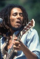 Bob Marley se skupinou The Wailers při koncertu v Santa Barbaře, 31. května 1976 – Jeffrey Mayer / Rock Negatives / Profimedia.CZ